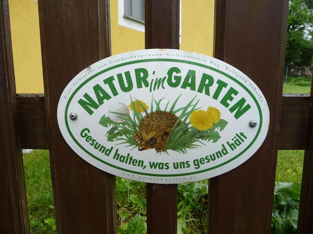 Biohof Weissensteiner Appartement Ullrichs Buitenkant foto